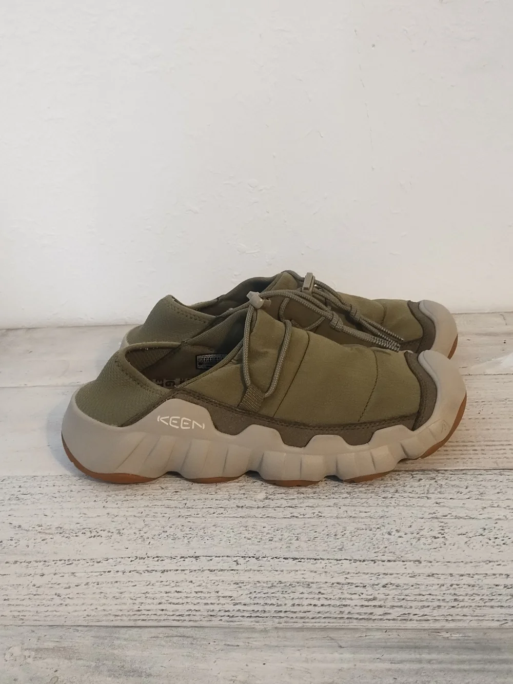 KEEN hypowser crushback slip on shoes martini olive men's size 9.5 good conditio